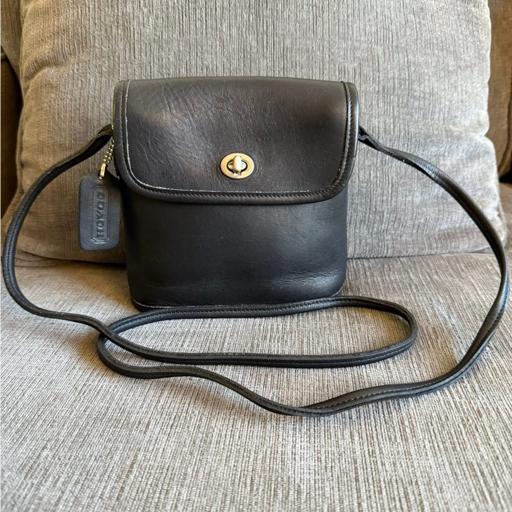 Vintage Coach Tango Flap 9049 - Black w/ Nickel Hardware